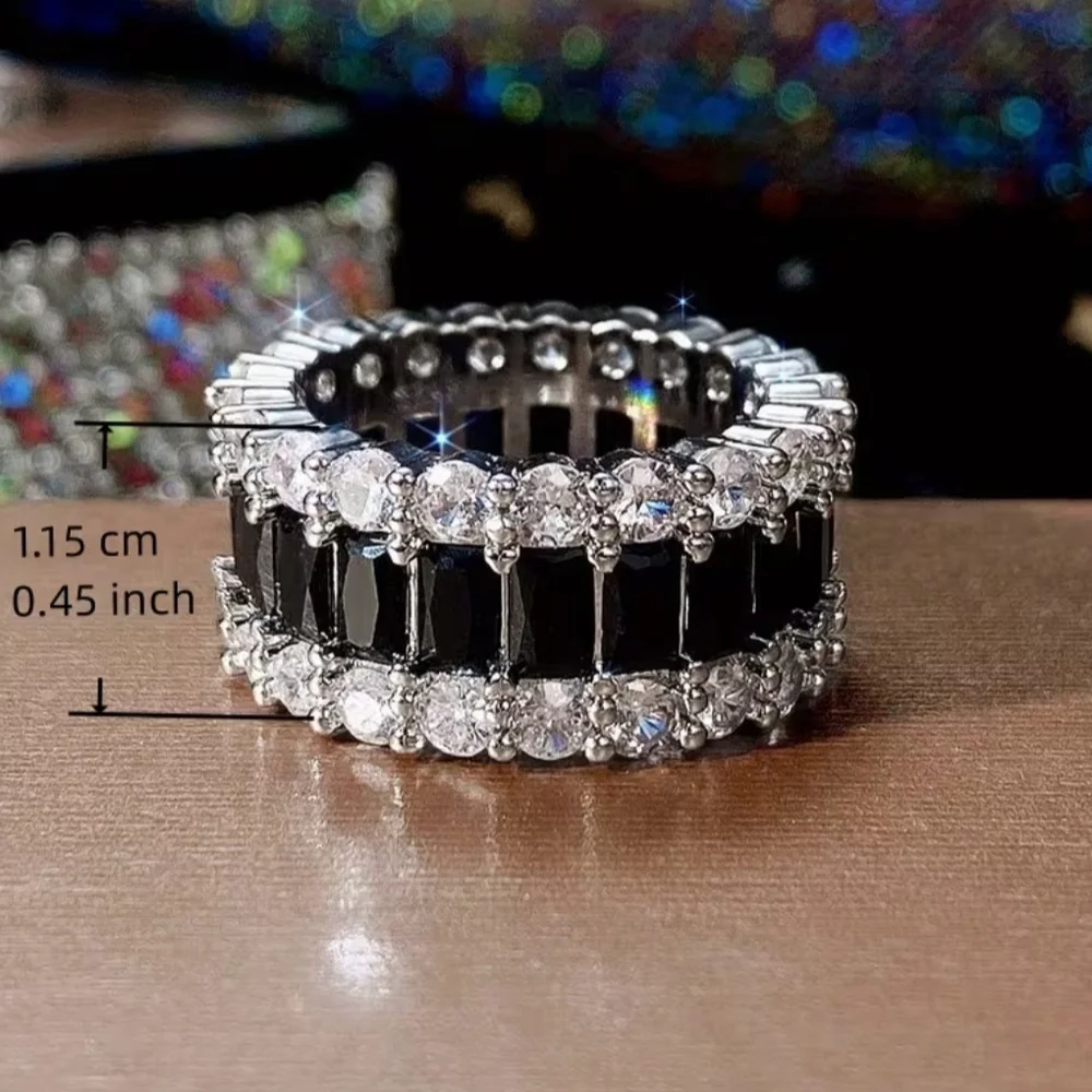 925 Sterling Silver & Black Cocktail Ring - Picture 4 of 4